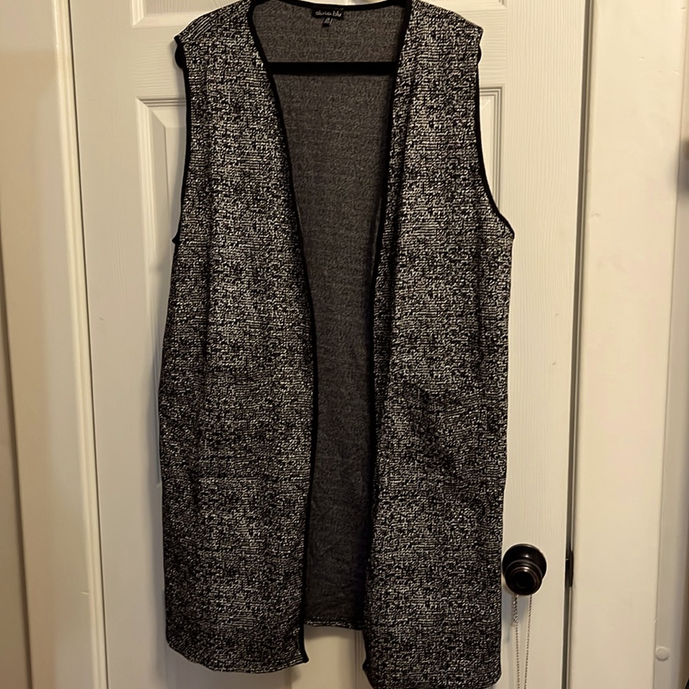 Olivia Blu long cardigan Size 2X